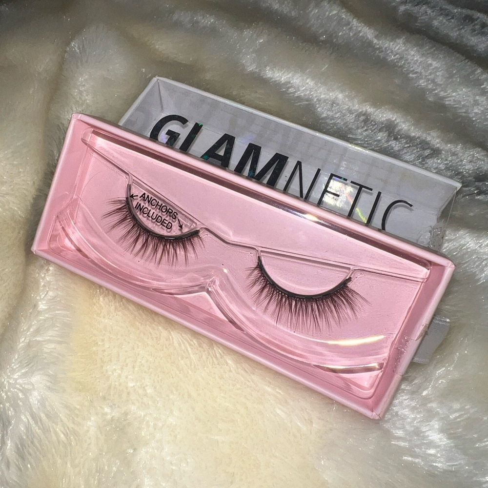 Glamnetic PIXIE brown lashes